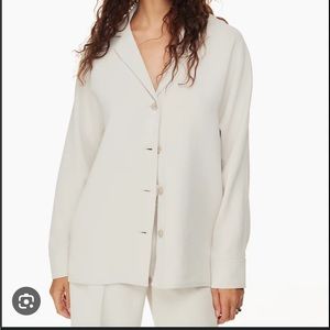 Aritzia Wilfred Freeform Shirt in light birch